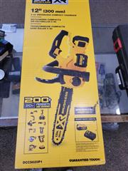 DEWALT DCCS620P1 20V MAX XR Cordless Compact 12 in. Chainsaw Kit (5 Ah)